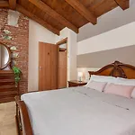 Casa de Férias Viverone - La Borgata X12